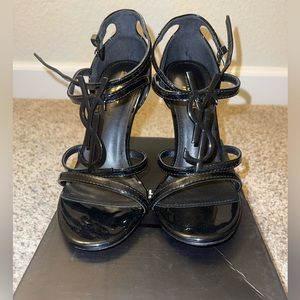 Cute fashion heels. Never worn. Size 38.